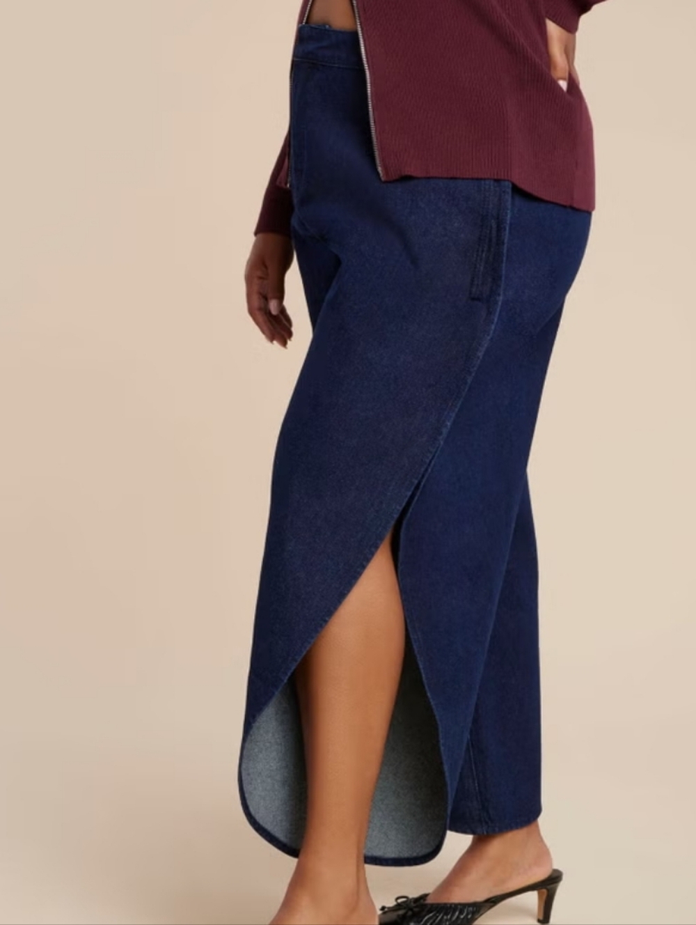 NWT ELOQUII PETAL SHAPE OPEN SIDE JEANS - Picture 3 of 4